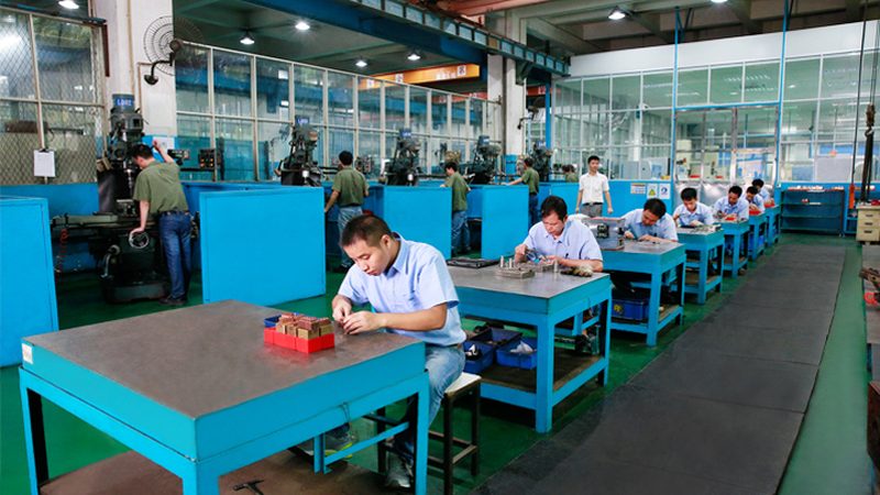热作模具钢与合金工具钢：本质区别与应用解析